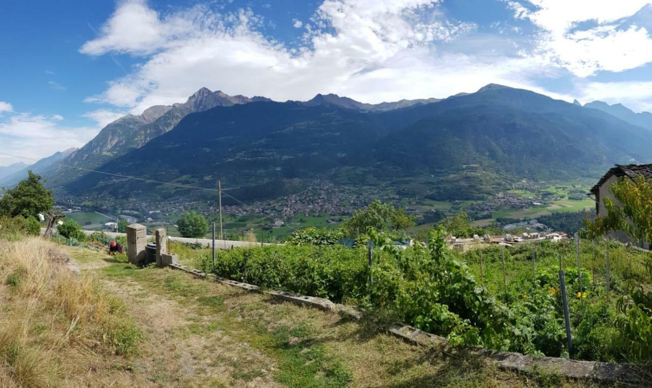 Апартаменты Maison Bellevue - Locazione Turistica Breve Аоста Экстерьер фото